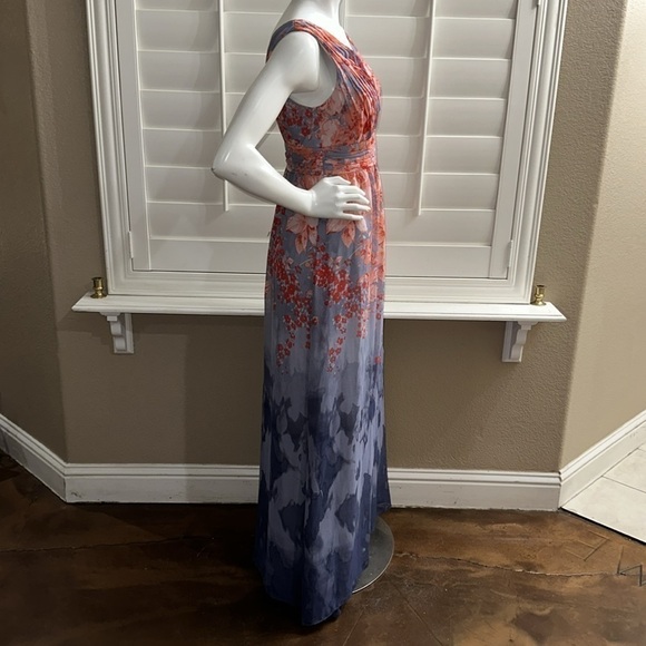 Sangria Floral Maxi Dress - Picture 3 of 13